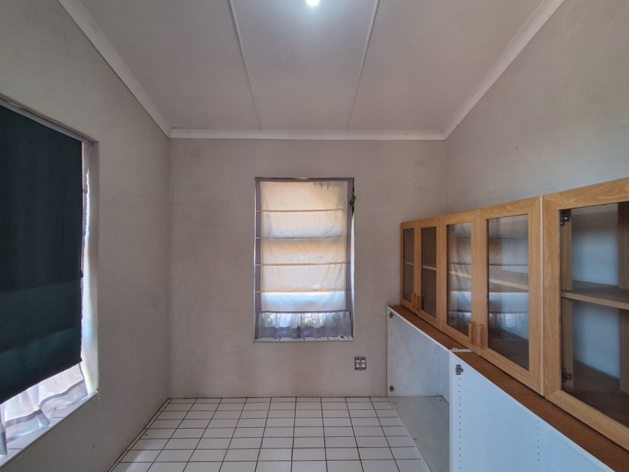 2 Bedroom Property for Sale in Stilbaai Wes Western Cape